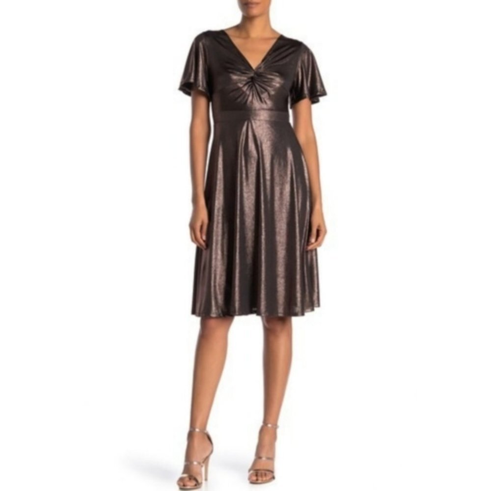 Superfoxx Short Sleeve Knot Front Dress NWT
